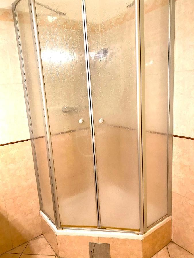 Apartment Opera 1 Wina Bagian luar foto