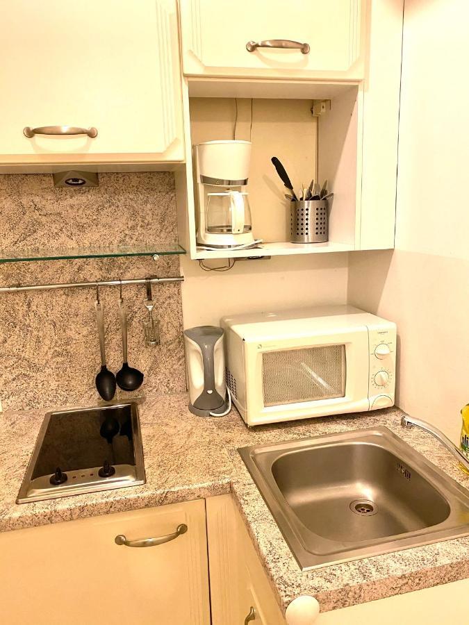 Apartment Opera 1 Wina Bagian luar foto