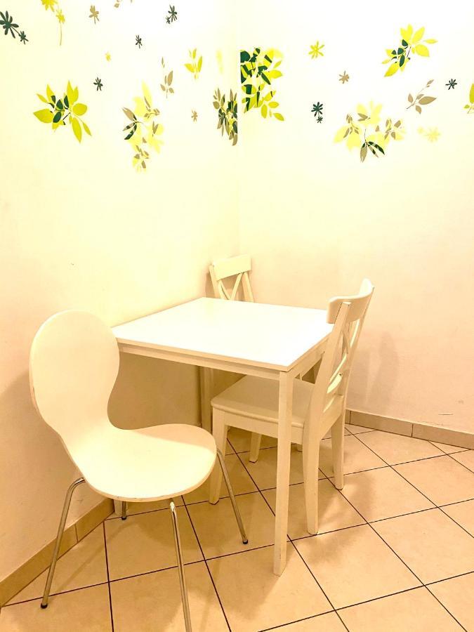 Apartment Opera 1 Wina Bagian luar foto